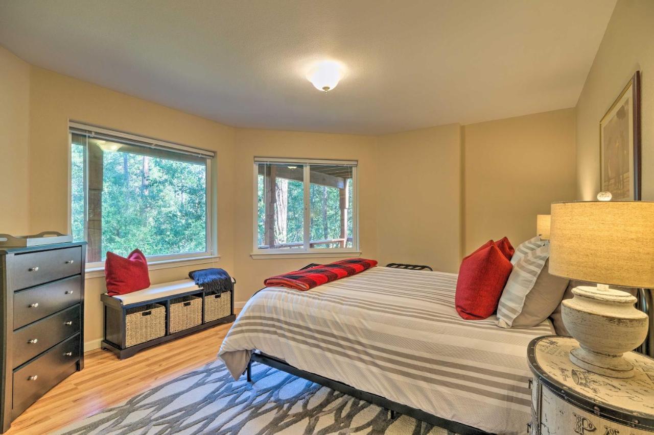 Convenient With Fire Pit About Half-mi To Lake! Apartment *