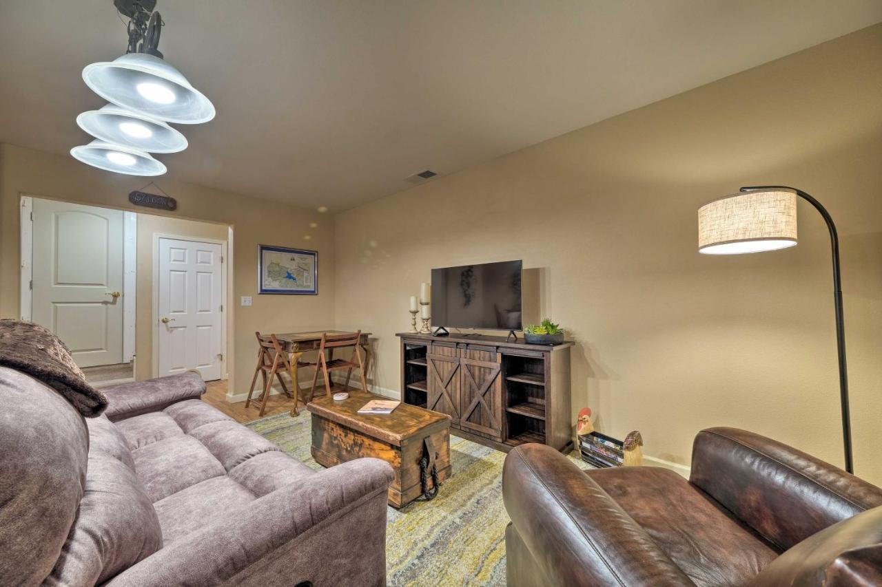 Convenient With Fire Pit About Half-mi To Lake! Apartment Groveland